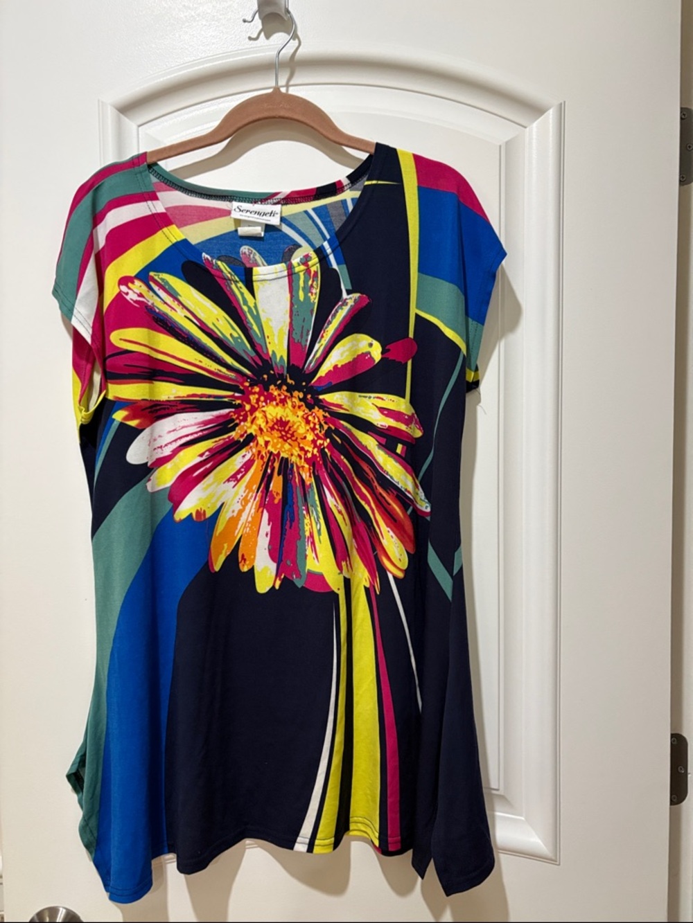 Serengeti Tunic Top with Bright Floral and Multicolor Stripes Cap Sleeves Sz L
